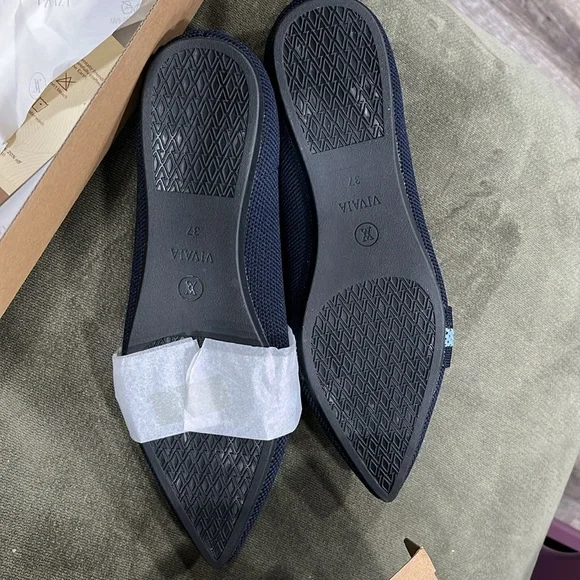 Brand new Vivaia shoes - Picture 3 of 5